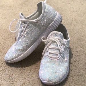 Glitter tennis shoes